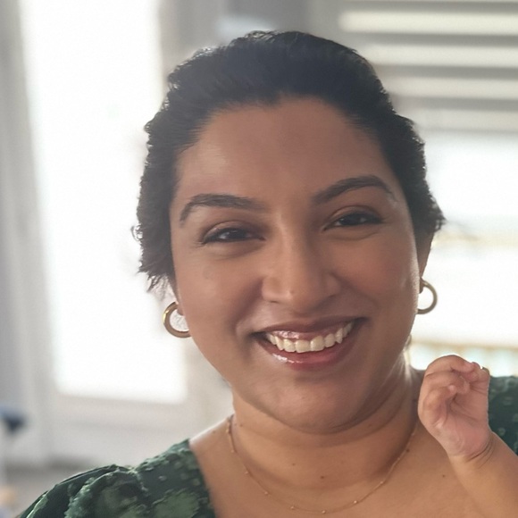 Meet your Posher, Maria - Picture 1 of 1